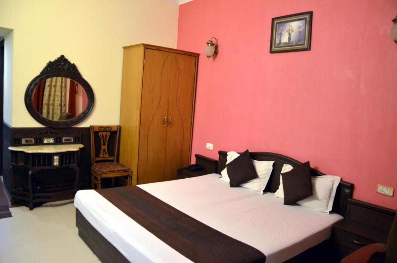 Hotel City Paradise Chandīgarh エクステリア 写真